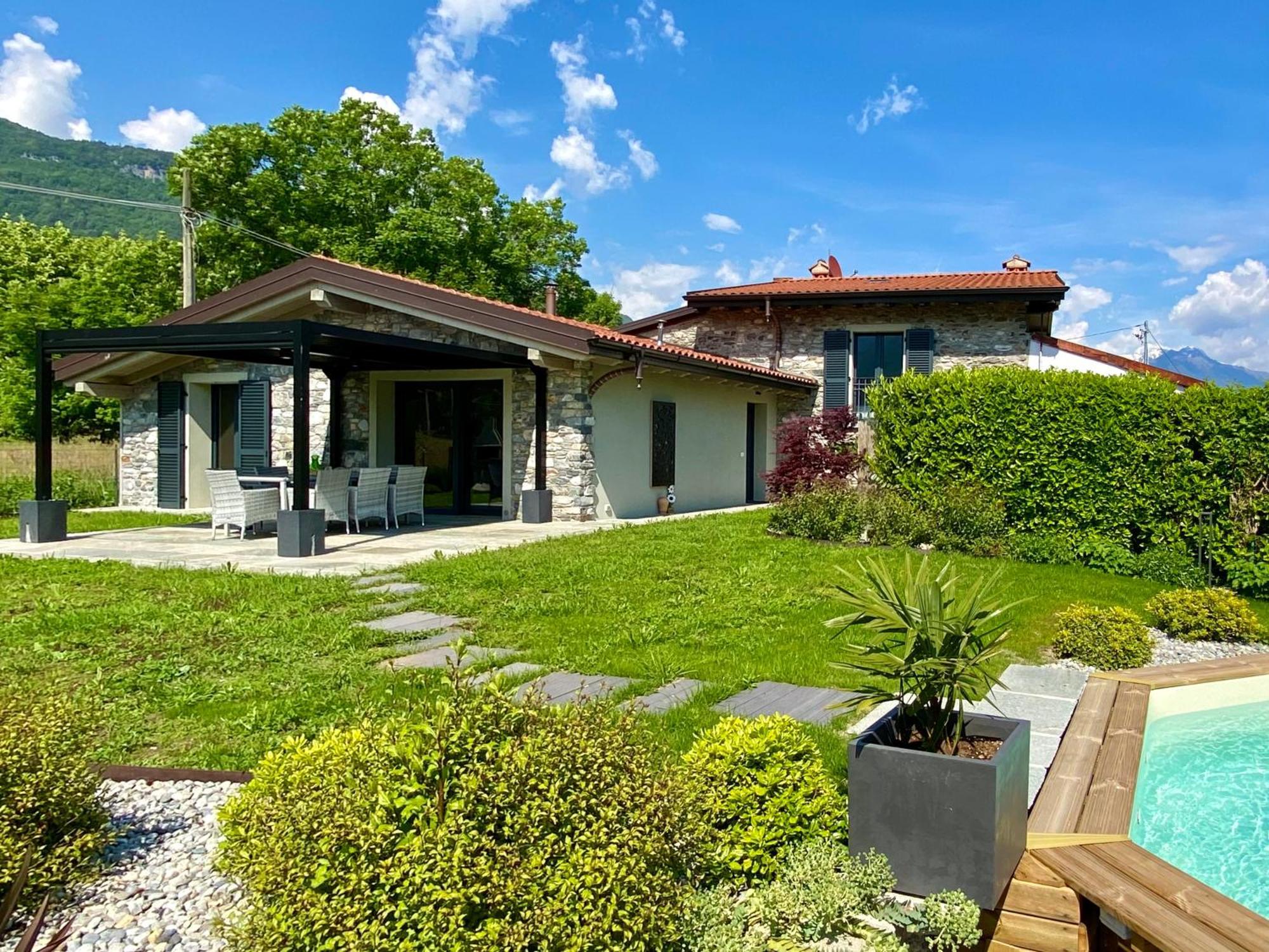 Villa Larius Gravedona Esterno foto